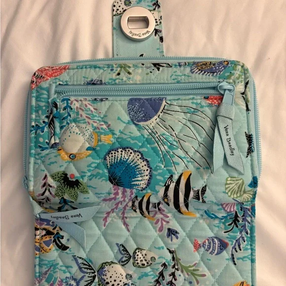 Vera Bradley Antilles Treasure Turn Lock Quilted Wallet - Picture 8 of 9